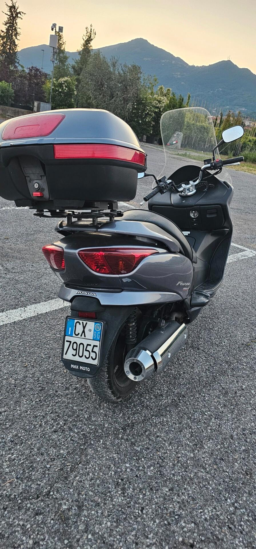 Honda Forza