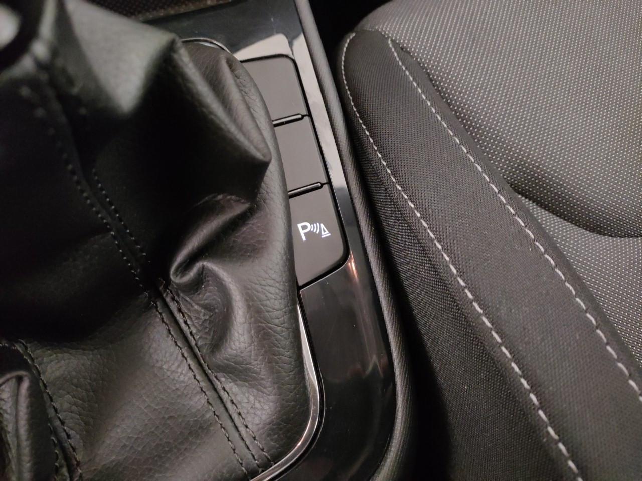 SKODA Fabia 1.0 mpi Young Edition 80cv