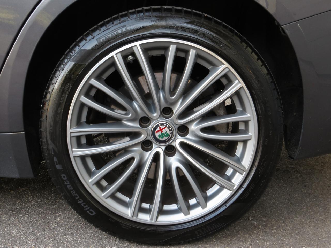 Alfa Romeo Giulia 2.2t 180CV AT8 AWD Q4 Super