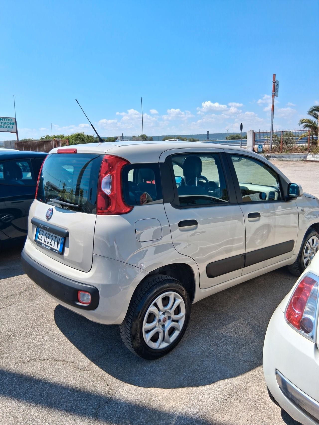 Fiat Panda 0.9 TwinAir Turbo Natural Power Lounge