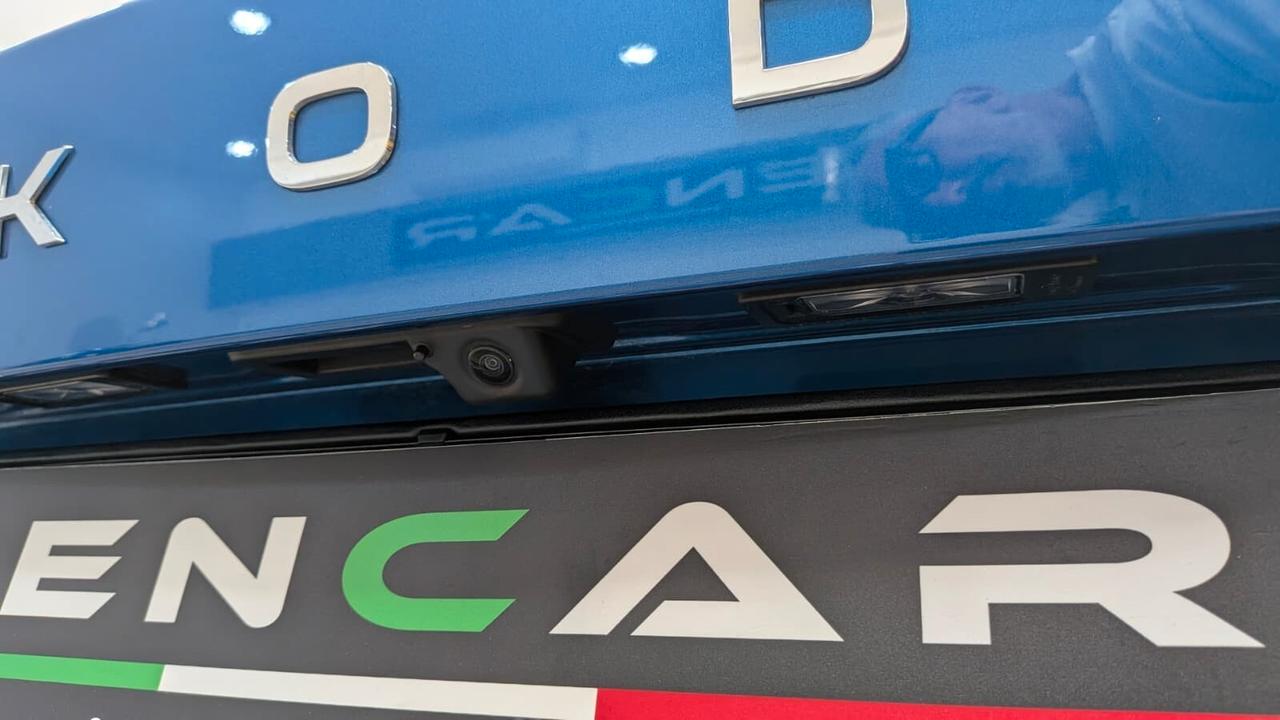 Skoda Fabia 1.0 MPI 80 CV 130 Edition