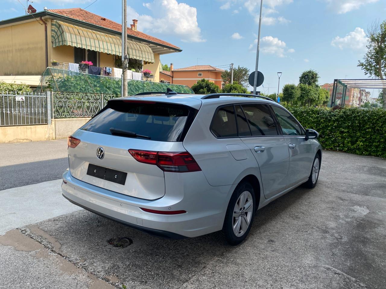 Volkswagen Golf Variant Golf Variant 2.0 TDI SCR DSG Life - CAMBIO AUTOMATICO