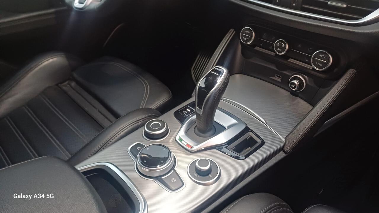 Alfa Romeo Stelvio 2.2 210 CV AT8 Q4 " Veloce Tì "