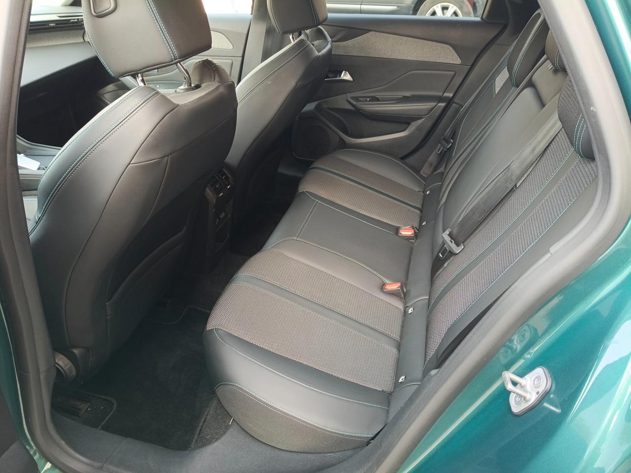 Peugeot 308 PureTech Turbo 130CV S&S EAT8 SW Allure Pack