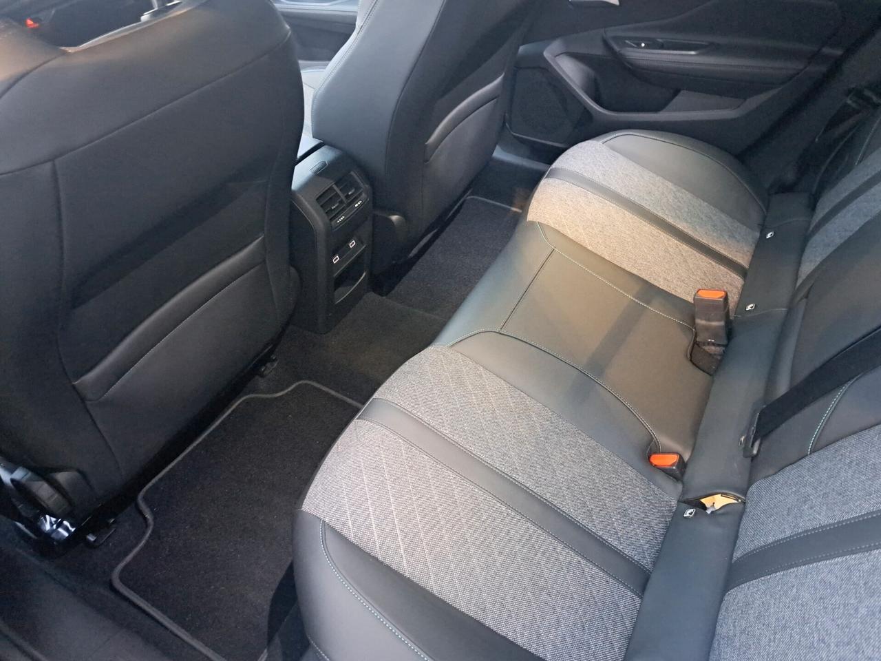 Peugeot 408 ALLURE 130 CV EAT8 NESSUN OBBLIGO FINANZIARIO !!