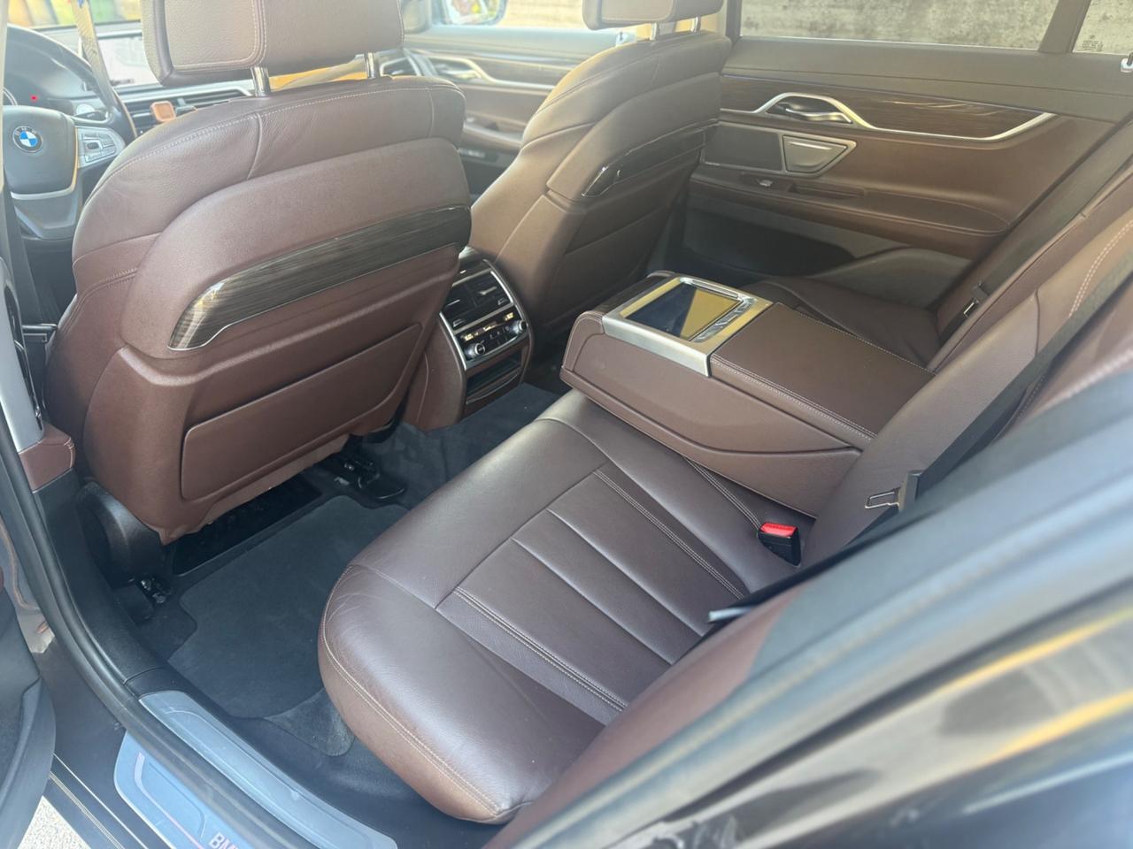 BMW 730 CARBON CORE 2017 12 MESI DI GARANZIA