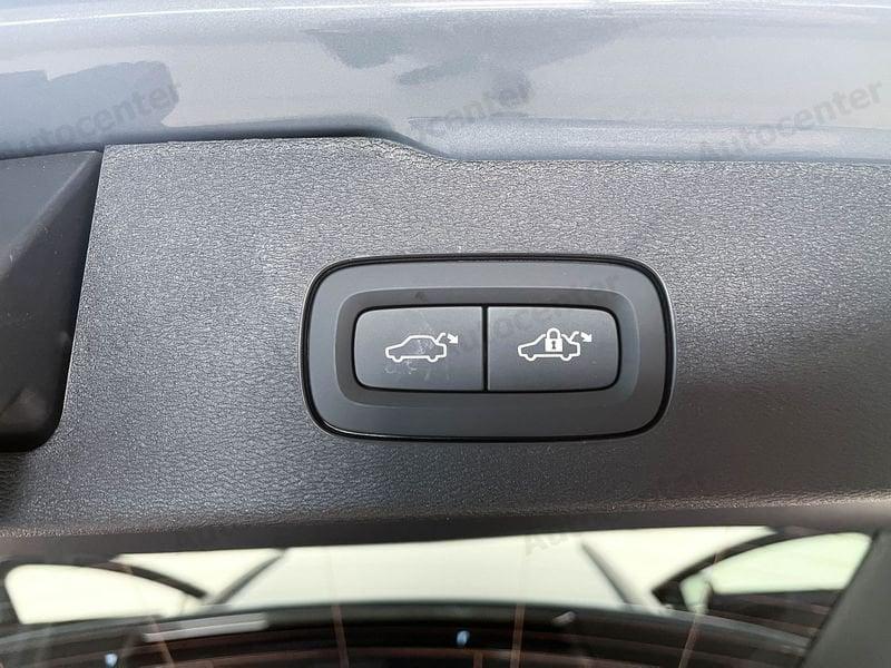 Volvo V60 B3 (b) automatico Core
