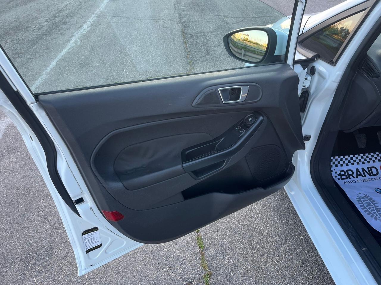 Ford Fiesta 5p. Bz.- GPL Titanium - 2014