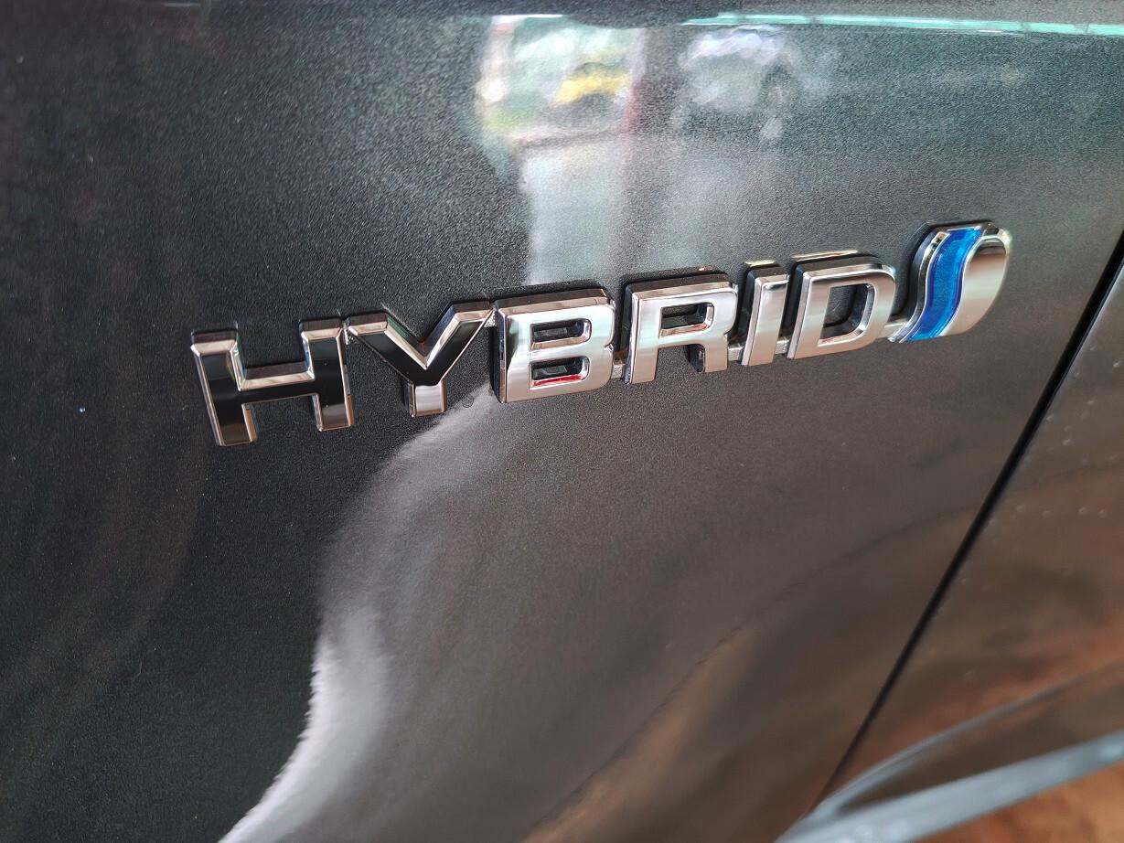Toyota Yaris 1.5 Hybrid 5 porte Business