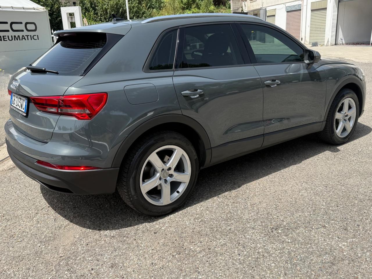 Audi Q3 35 TDI S tronic Business Advanced