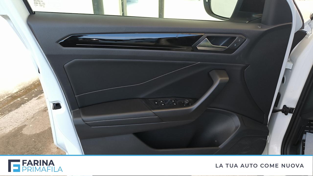 VOLKSWAGEN T-Roc - T-Roc 1.5 tsi R-Line