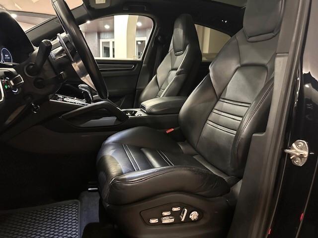 Porsche Cayenne Coupé 3.0 V6 E-Hybrid