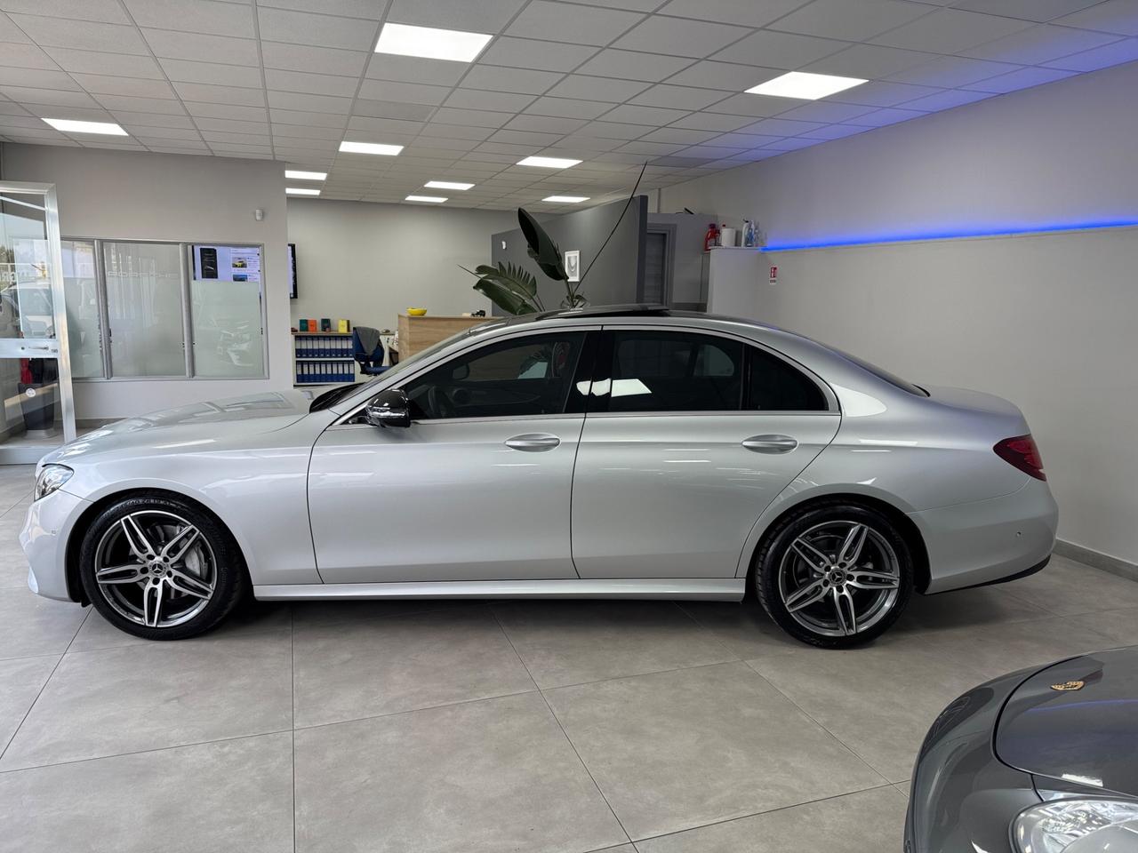 Mercedes-benz E 220 d Auto Premium Plus