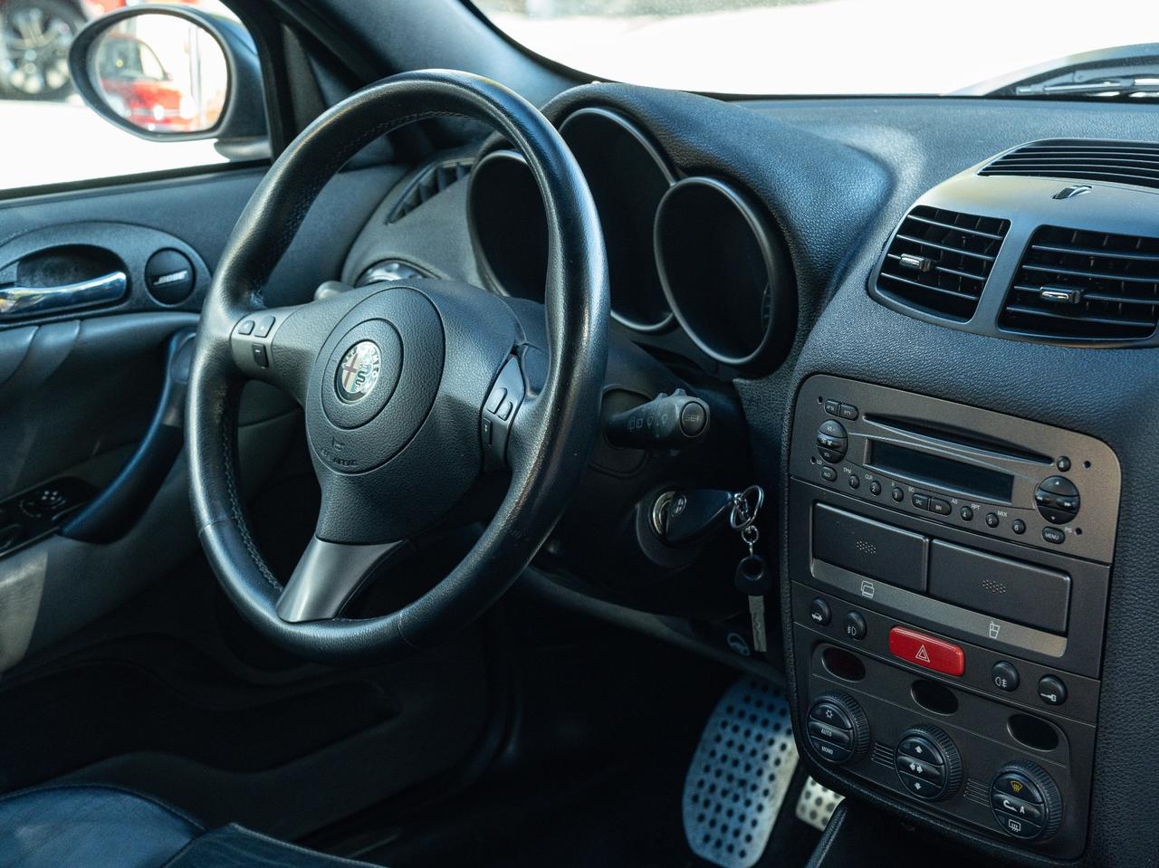 Alfa Romeo 147 3.2i V6 24V cat 3 porte GTA