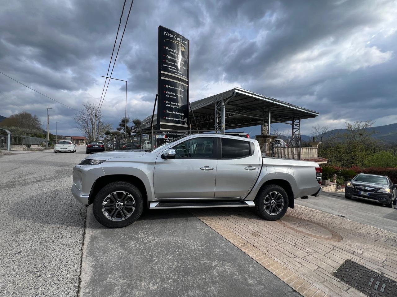 Mitsubishi L200 2.3 D Double Cab 4x4 Super Select Intense