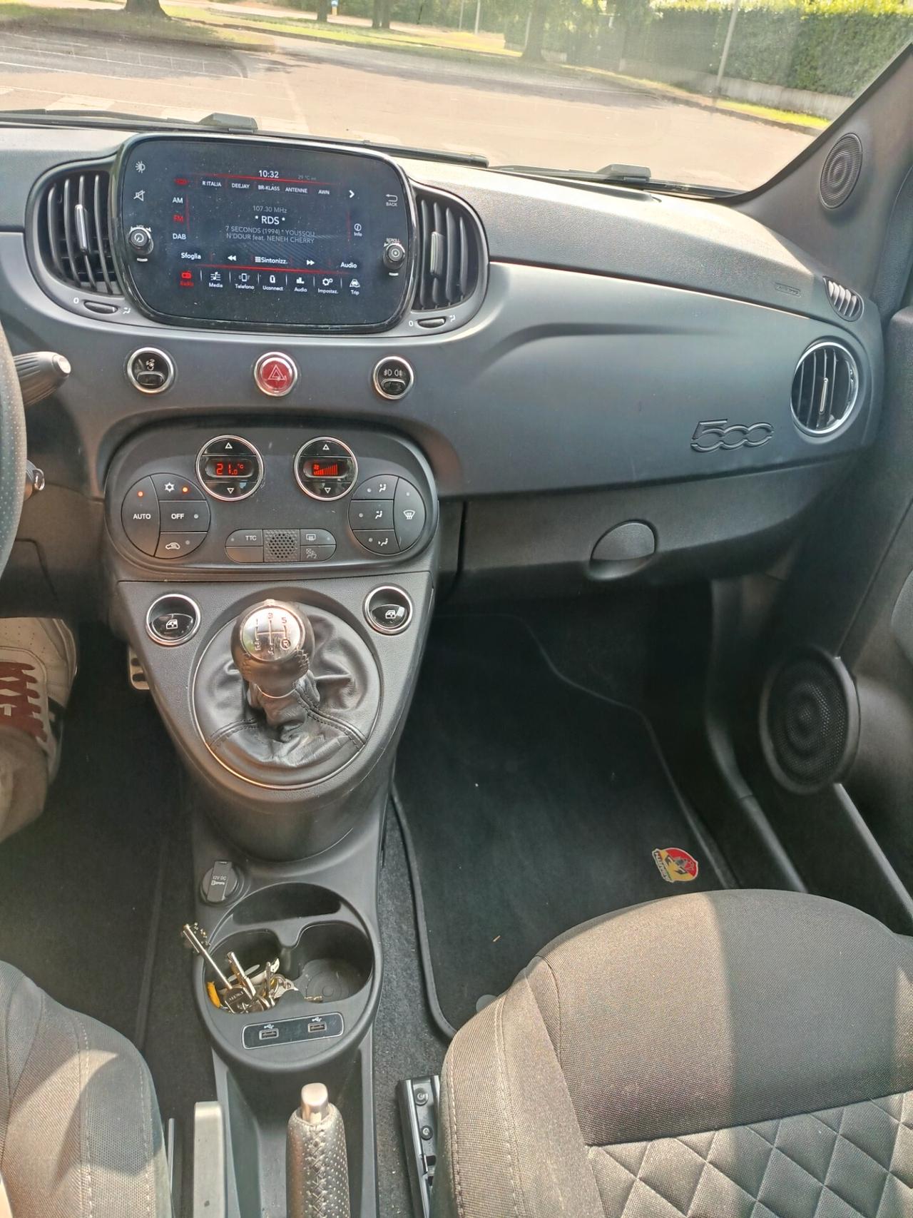 Abarth 595 1.4 Turbo T-Jet 165 CV