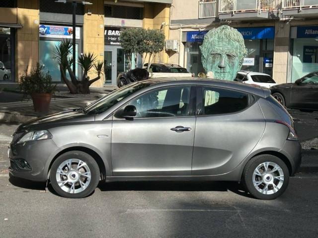 Lancia Ypsilon 1.2 Gold 69cv my16