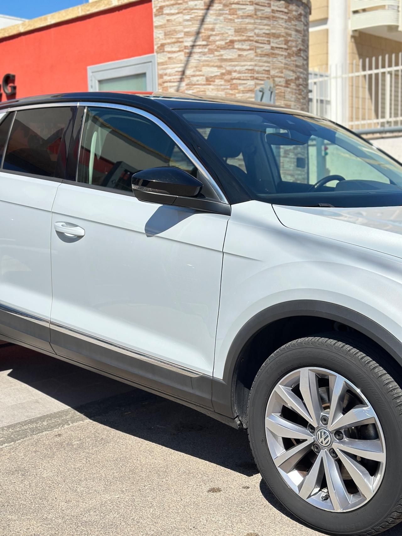 Volkswagen T-Roc 1.0 TSI B-Color -2018