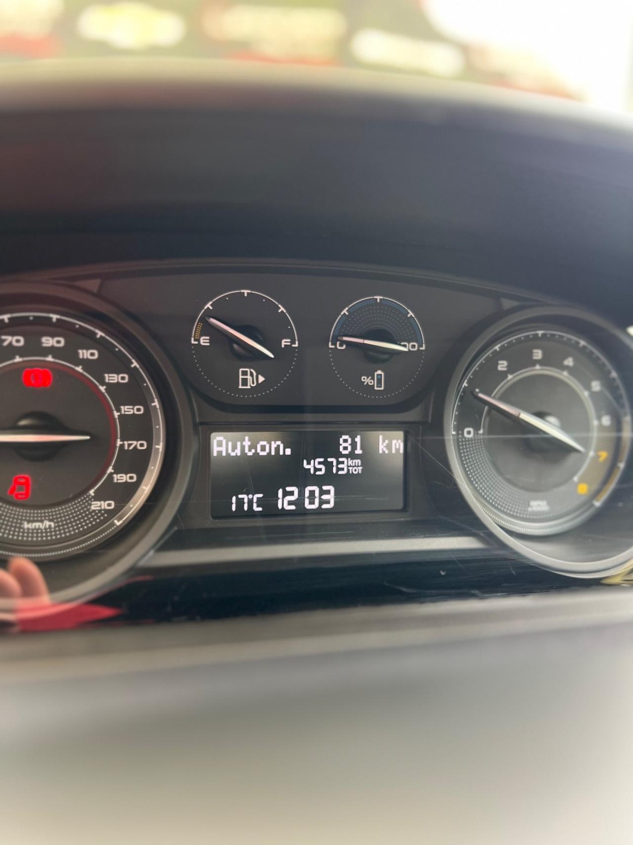 Lancia Ypsilon 1.0 FireFly 5 porte S&S Hybrid 4.000 Km