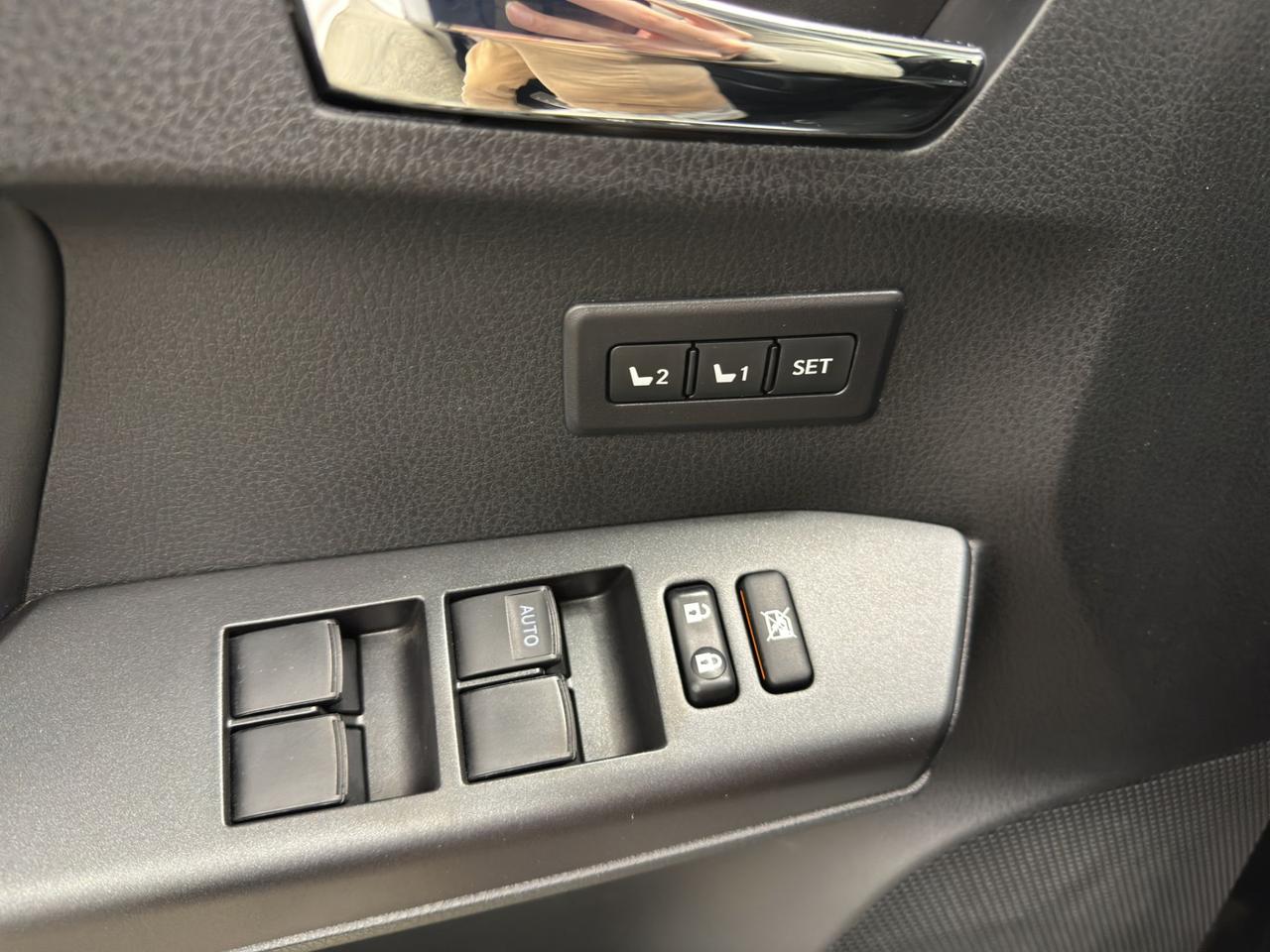 Toyota Rav4 2.5 vvt-i h LOUNGE 2wd e-cvt my17