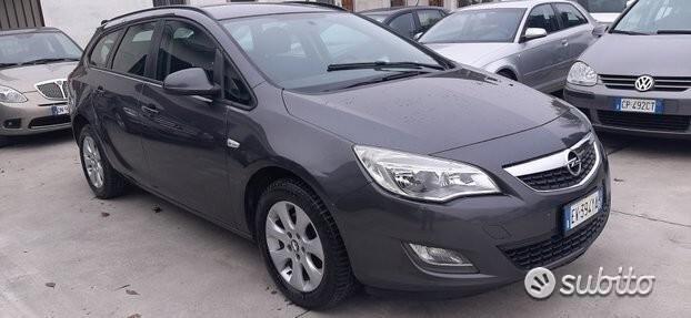 Opel Astra 2.0 CDTI 160 CV Station Wagon sport turer