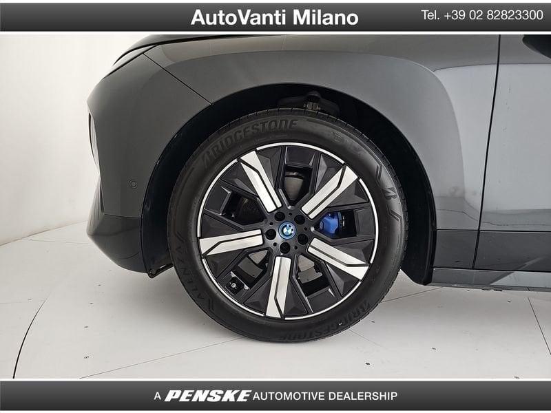 BMW iX iX xDrive50 Pacchetto Sportivo
