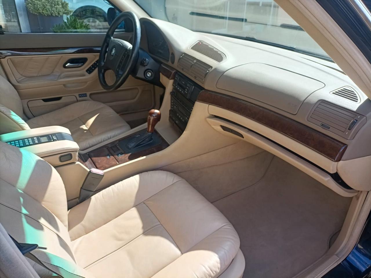 Bmw 735 BLINDATA !!!!!!!