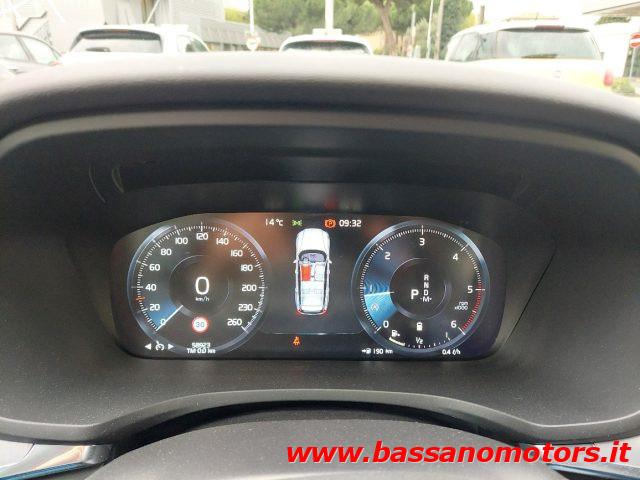 VOLVO V60 B4 (d) Geartronic Momentum Business