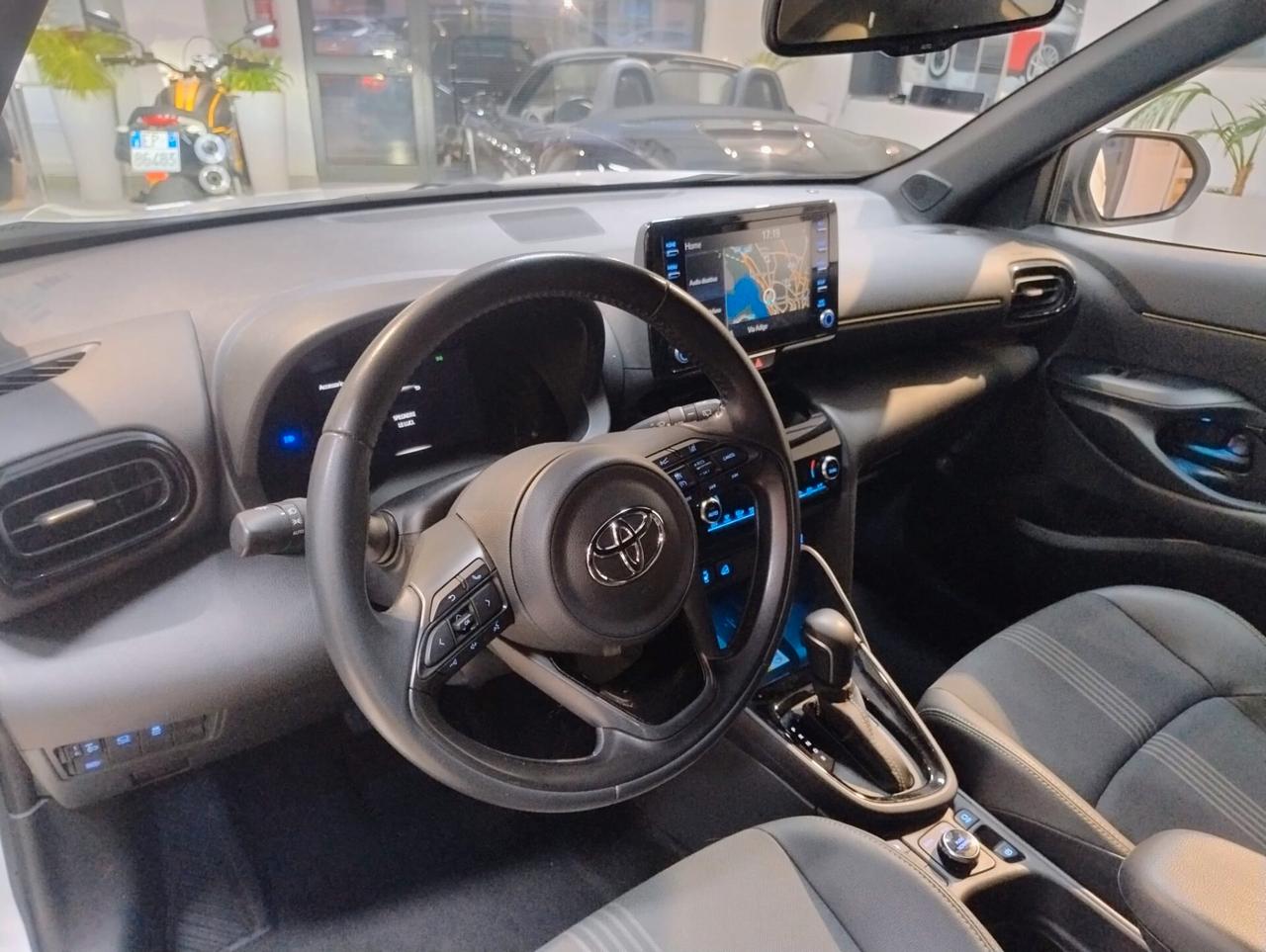 Toyota Yaris Cross 1.5 Hybrid 5p. E-CVT AWD-i Adventure