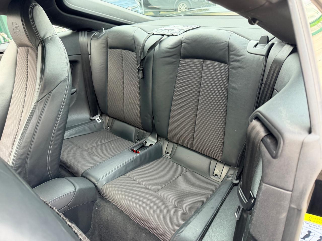 Audi TT Coupé 2.0 TDI ultra S line