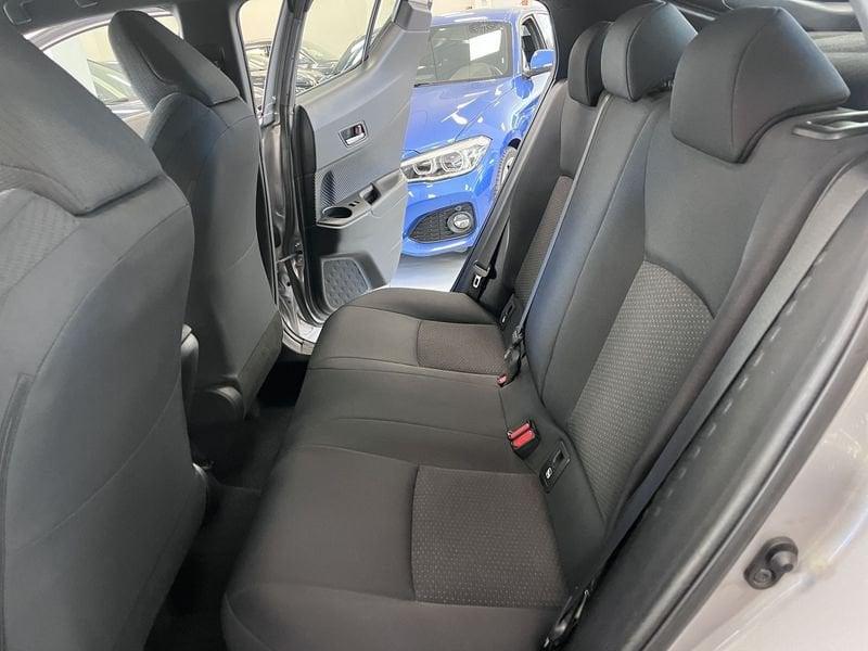 Toyota C-HR C-HR 1.8 Hybrid E-CVT Active