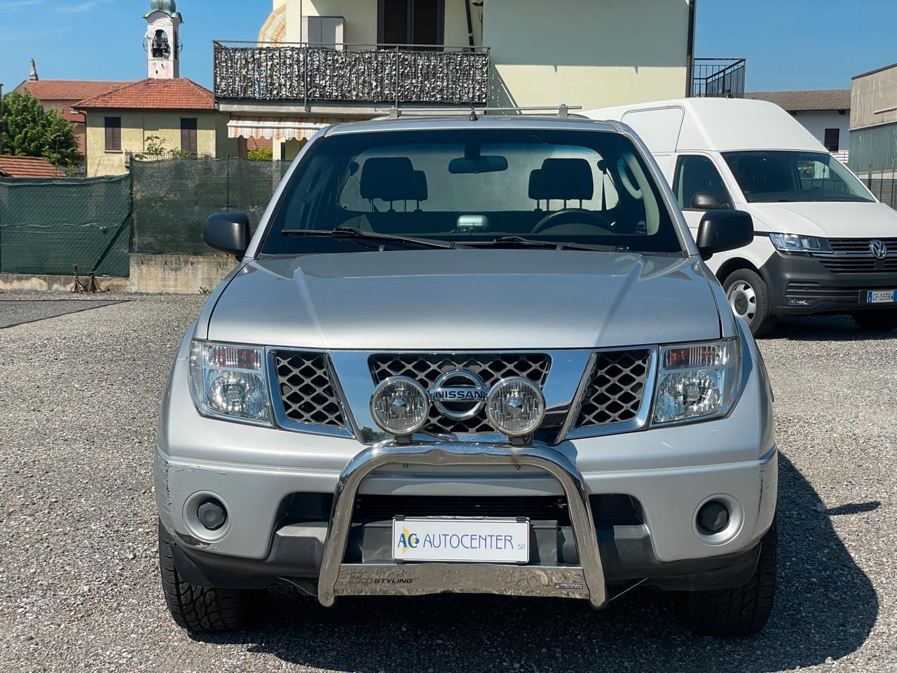 Nissan Navara 2.5 dCi 2 porte King Cab SE