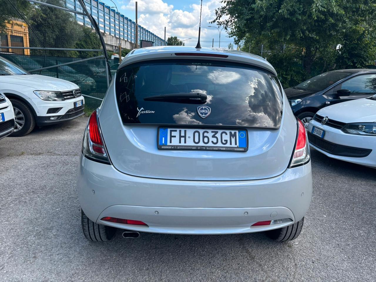 Lancia Ypsilon 1.2 69 CV 5 porte GPL Ecochic Mya OK Neopatentati