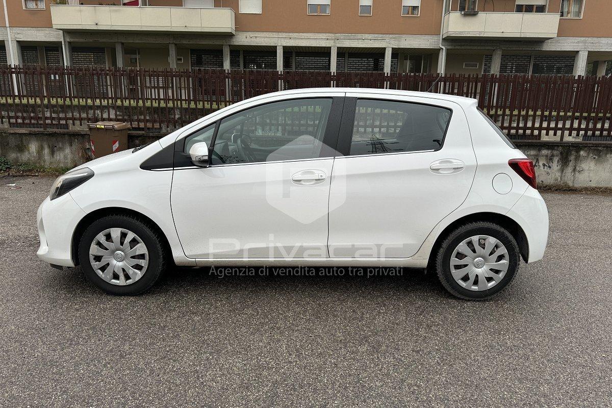 TOYOTA Yaris 1.3 5 porte Lounge