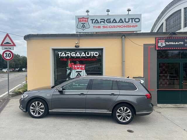 Volkswagen Passat Variant 2.0 TDI 190 CV 4MOTION DSG Highline BMT