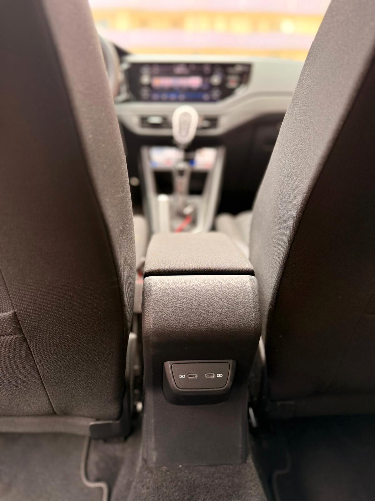 Volkswagen Taigo 1.5 TSI ACT 150 CV DSG R-Line