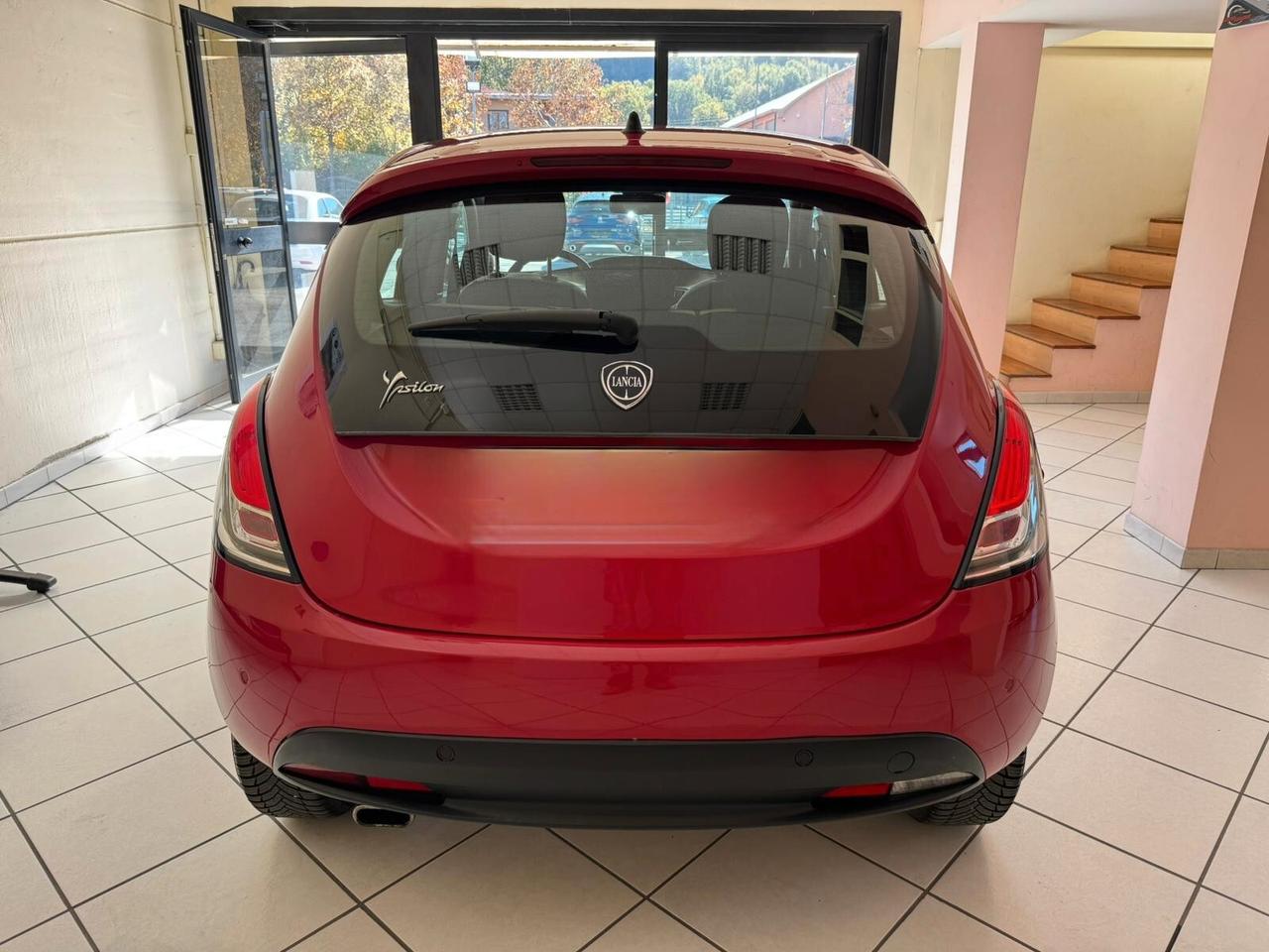 Lancia Ypsilon 1.2 69 CV 5 porte GPL Ecochic Gold