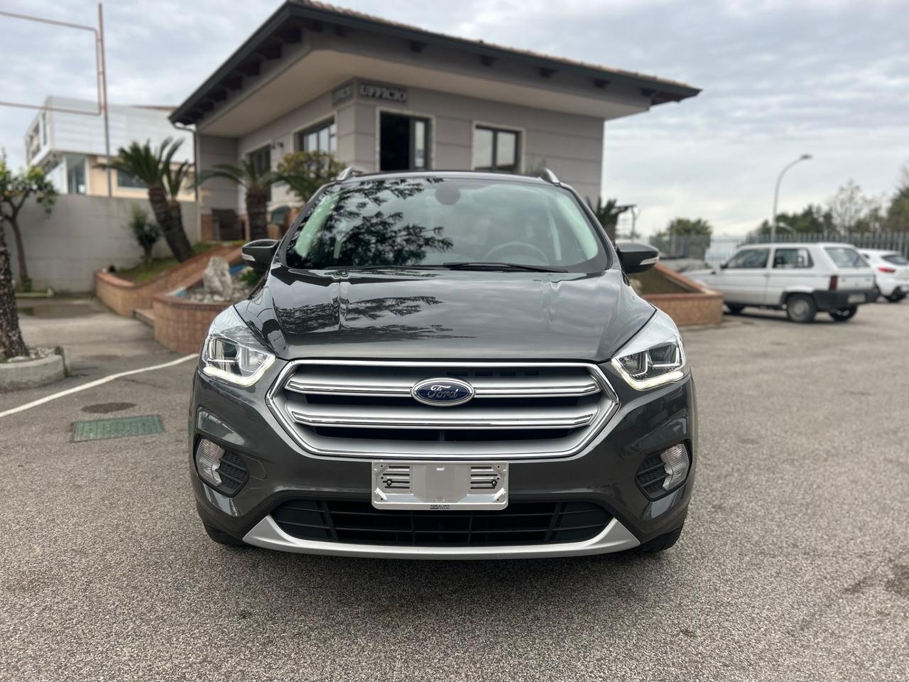 Ford Kuga 1.5 TDCI 120 CV Titanium