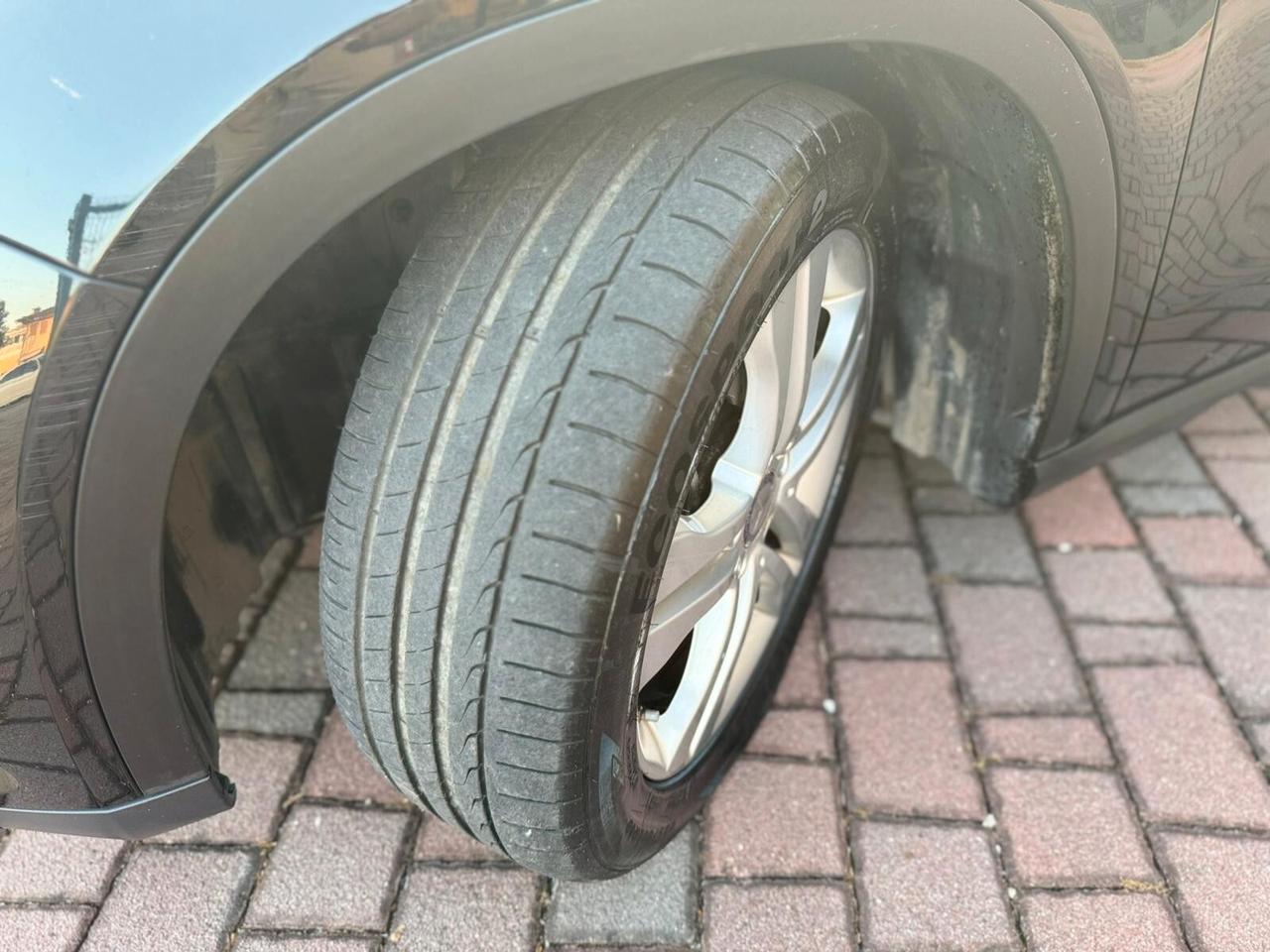 MERCEDES GLA 180d Premium