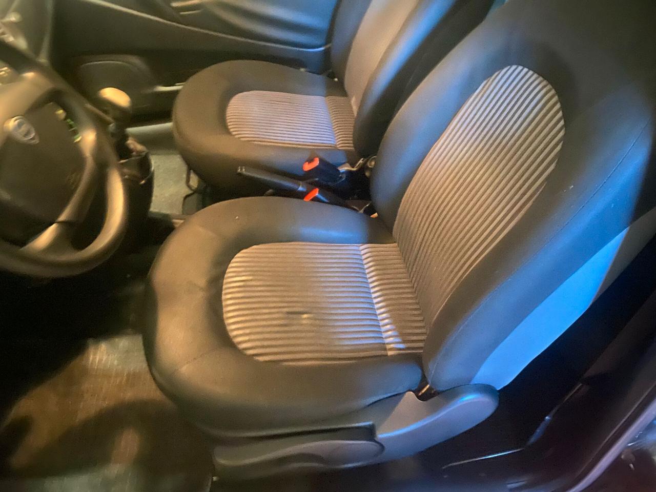 Lancia Ypsilon 1.2 Argento
