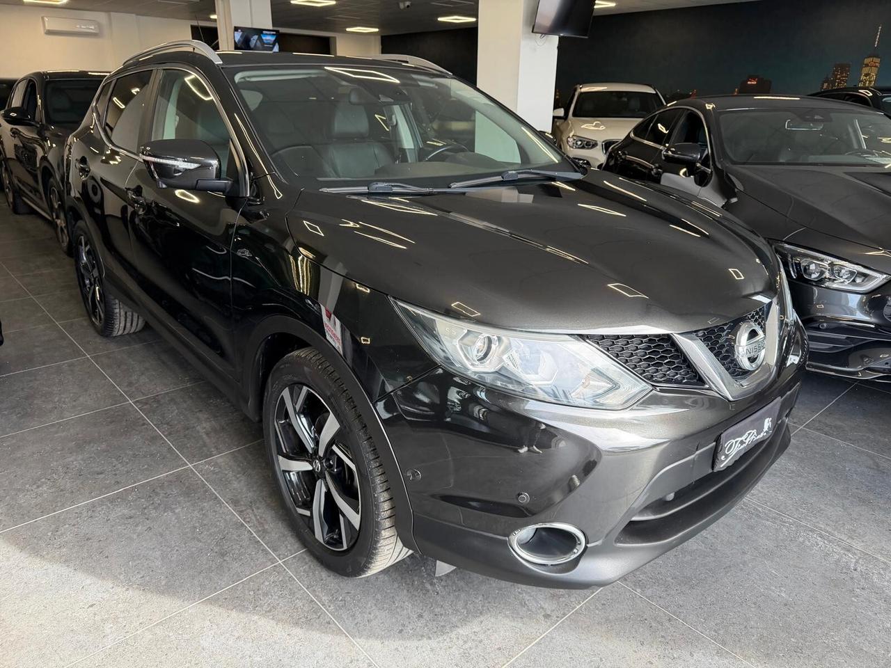 NISSAN QASHQAI TECNA 1.5 DCI 110CV TETTO NAVI CAM360 ANNO 2014