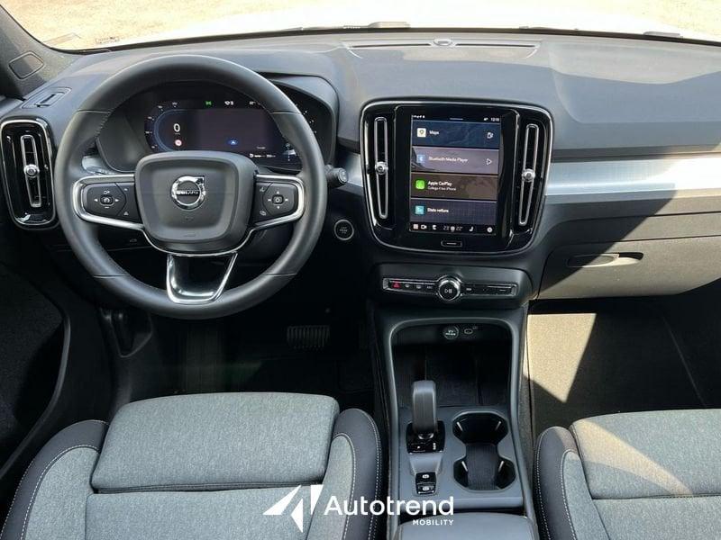 Volvo XC40 B3 163+14 CV Automatico LED Core