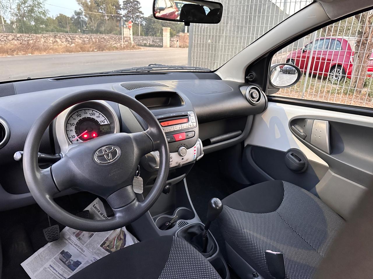 Toyota Aygo 1.0 5 porte Now-2010