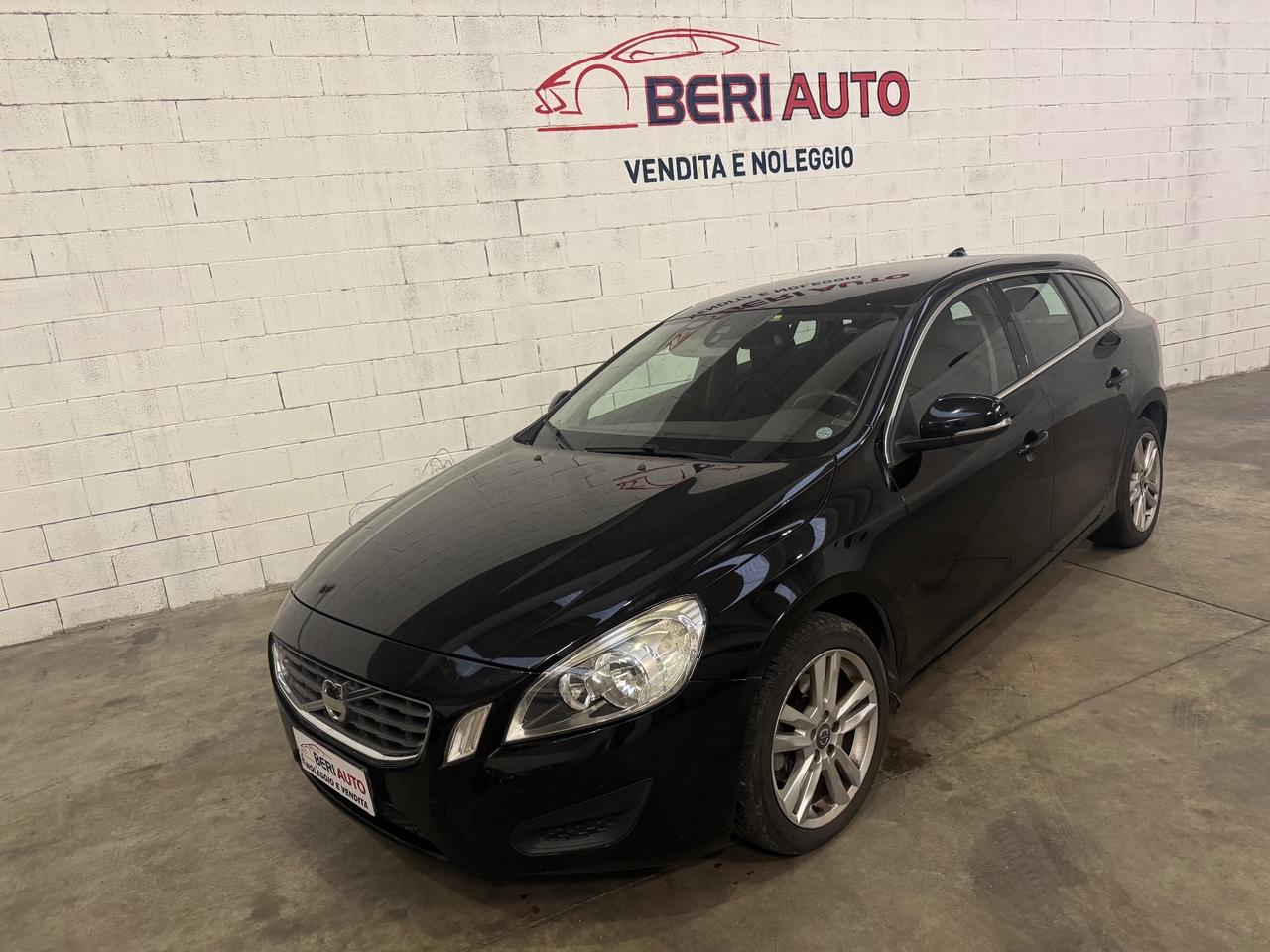 Volvo V60 D4 allestimento Summum