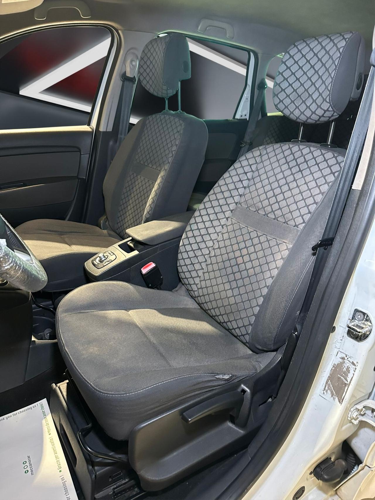 Renault Scenic Scénic 1.5 dCi 110CV Luxe 7POSTI