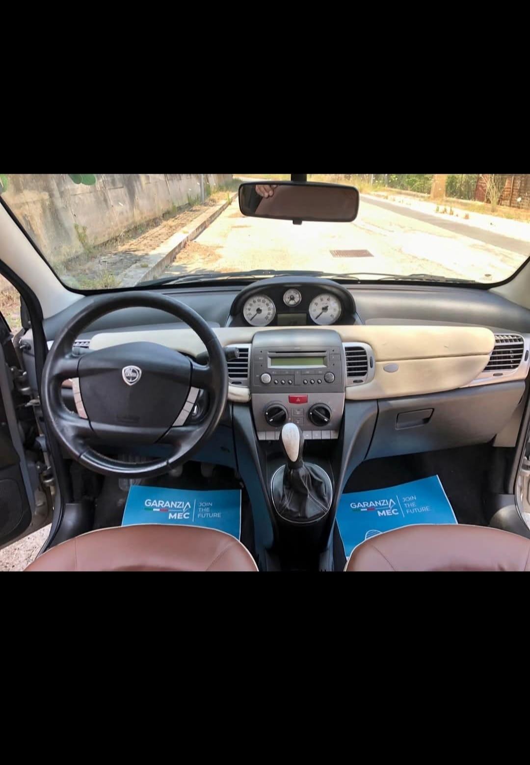 Lancia Ypsilon 1.3 MULTIJET 90 CV Platino