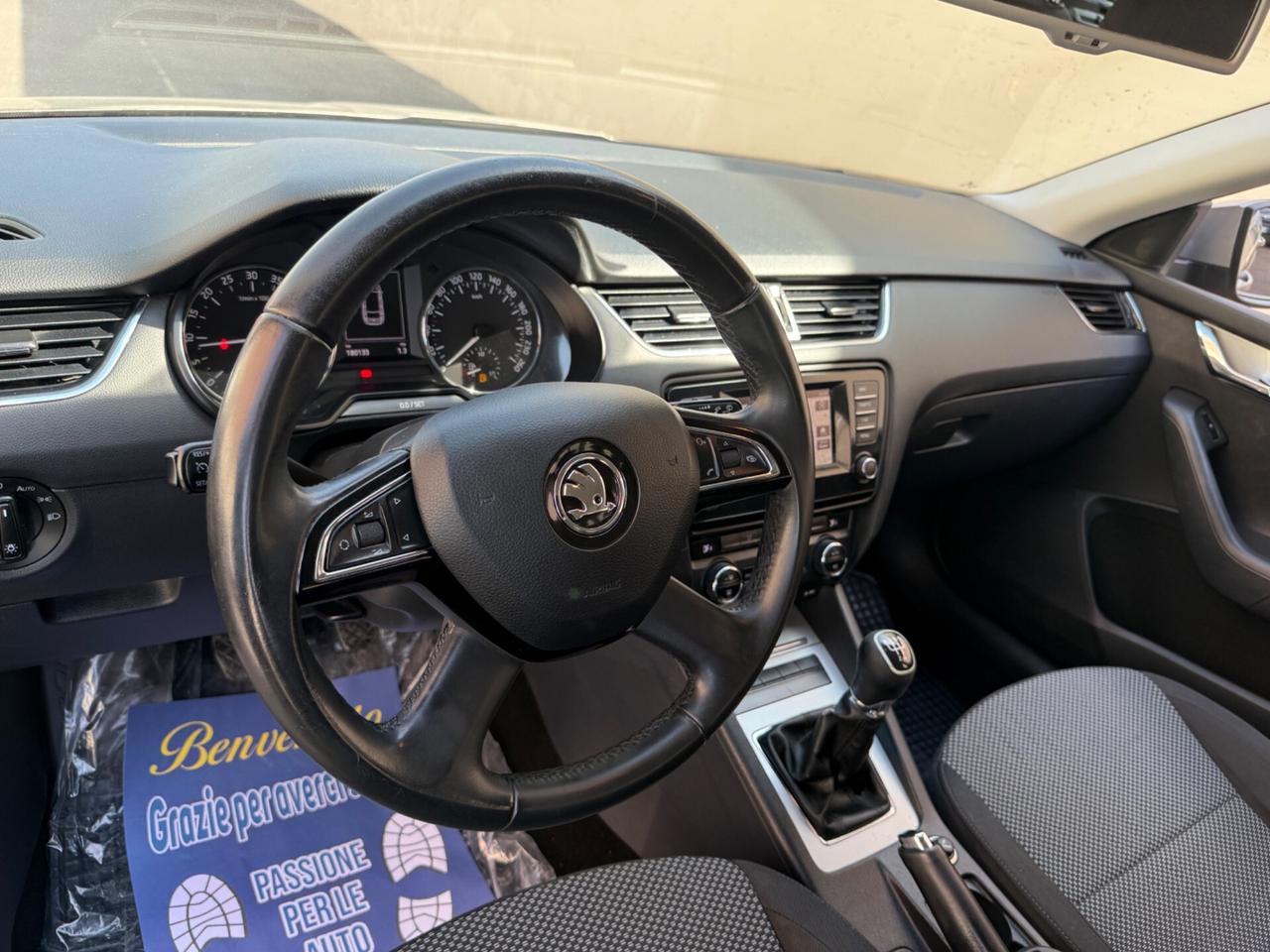 Skoda Octavia Station Wagon 1.6diesel - 2014