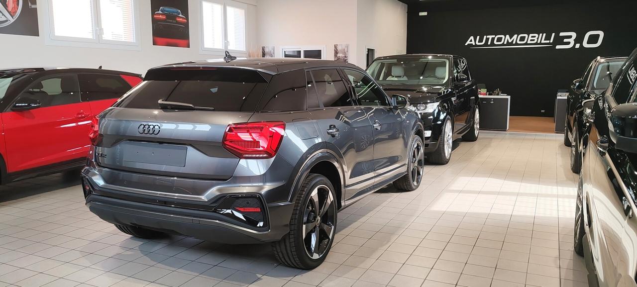 Audi Q2 35 TDI S tronic Identity Black