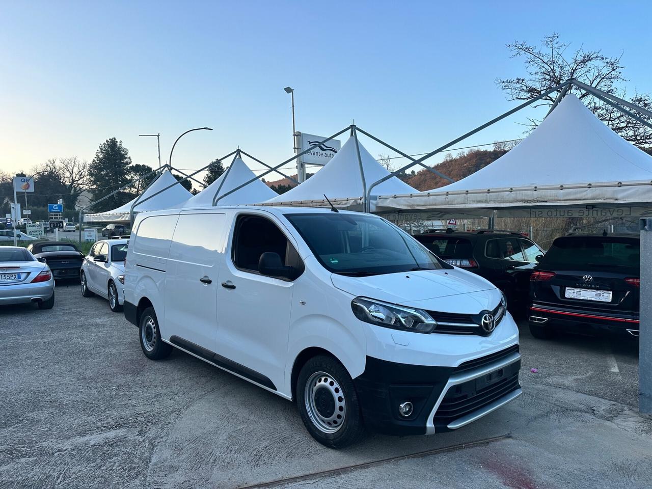 Toyota Proace Proace 2.0D 144CV S&S PL-SL-TN Furgone Long 4p.14q Active