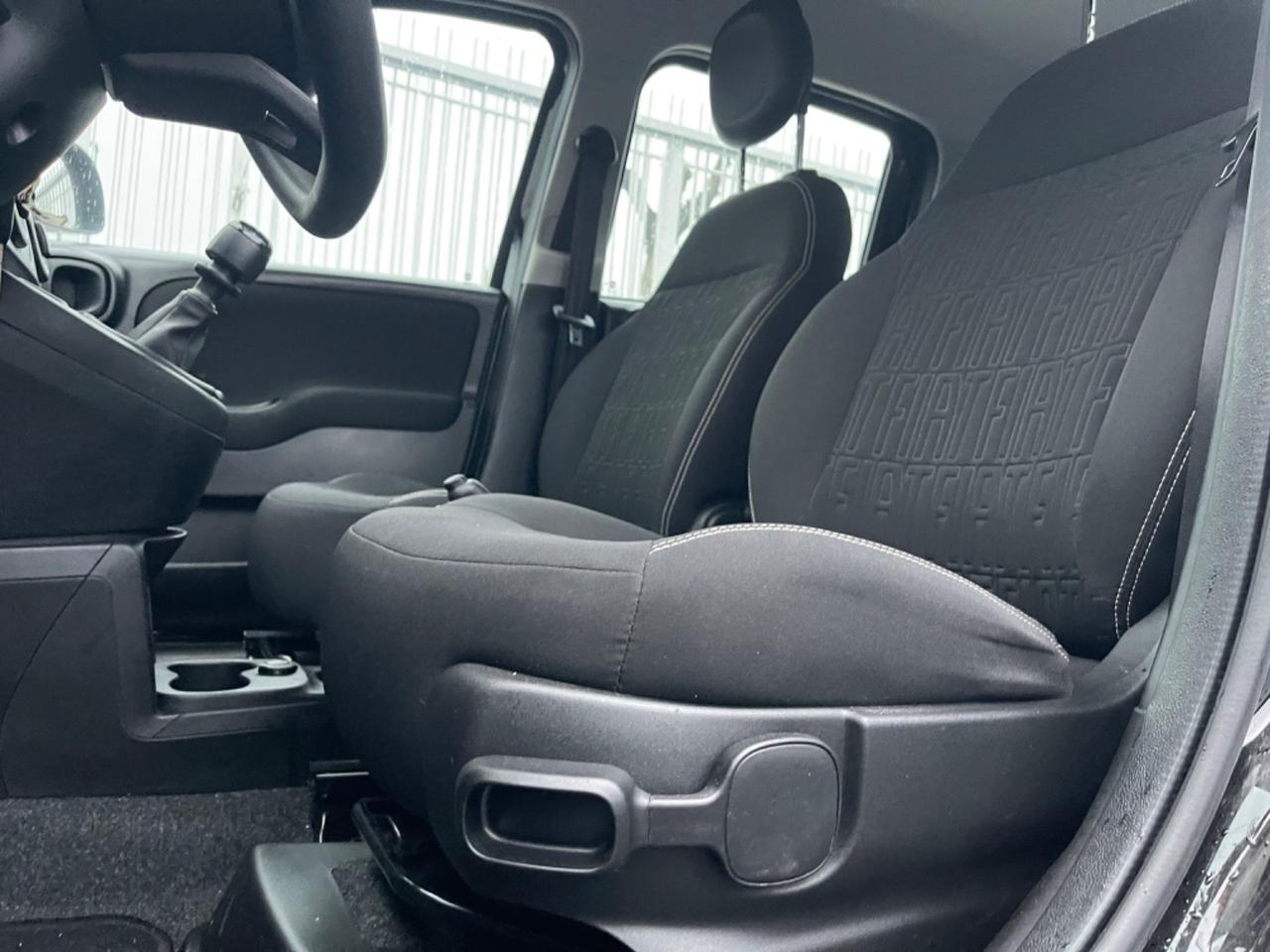 Fiat Panda 1.0 FireFly S&S Hybrid KM 19.200 SENSORI DI PARCHEGGIO